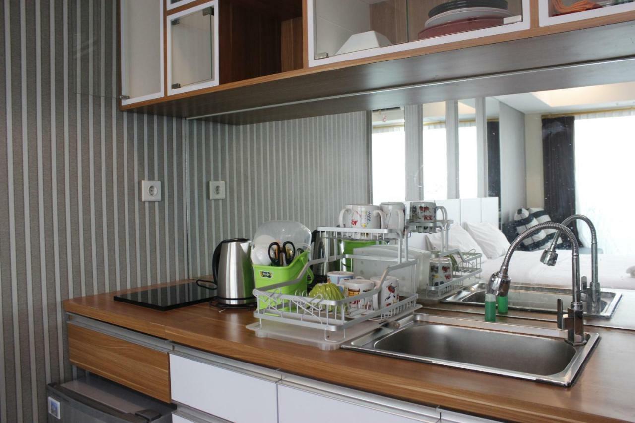Bright Studio @ Tamansari La Grande Apartment By Travelio Bandung Bagian luar foto